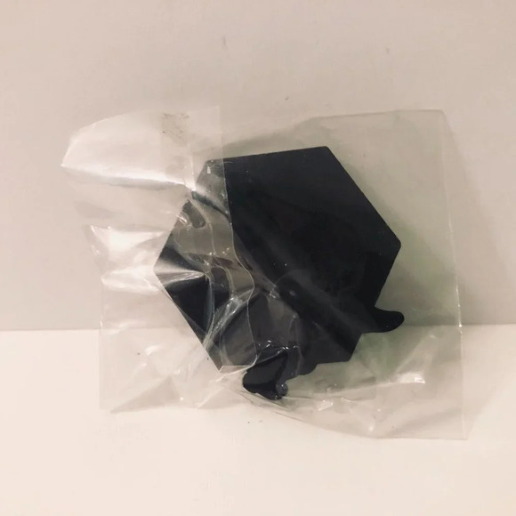 Metal Gear Solid The Orange Box Enamel Metal Pin Double Rubber  Backing - Picture 2 of 8